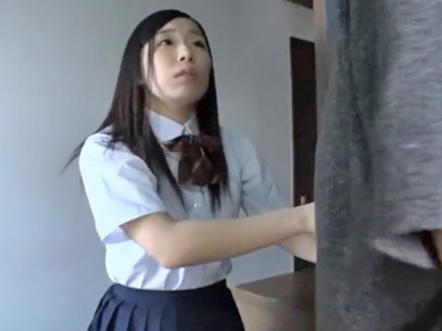 ロリJKの自宅に押し入り中出しレ●プ→一部始終をネタに性奴隷にしたクズ男